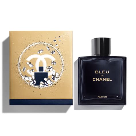 what does bleu de chanel parfum smell like|describe bleu de chanel scents.